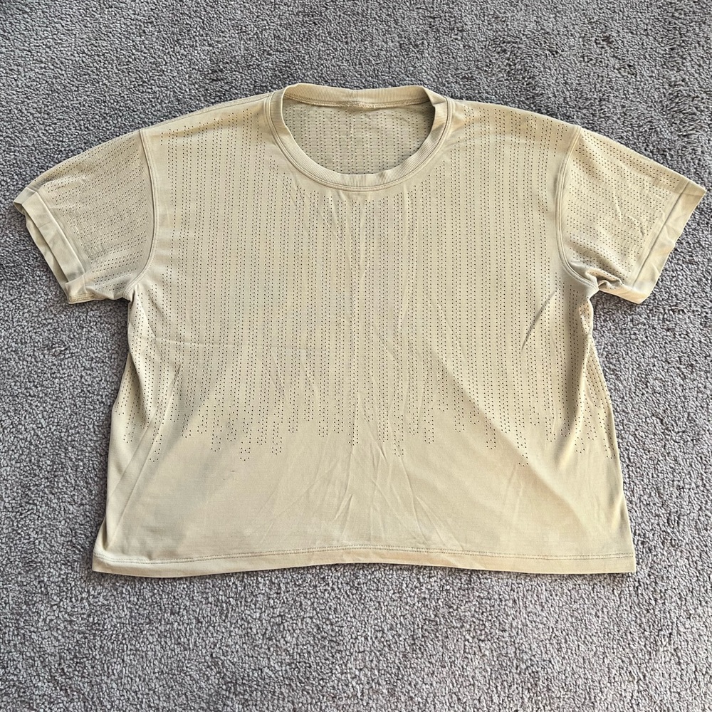 Lululemon Train To Be Tee Short Sleeve Size 8/10